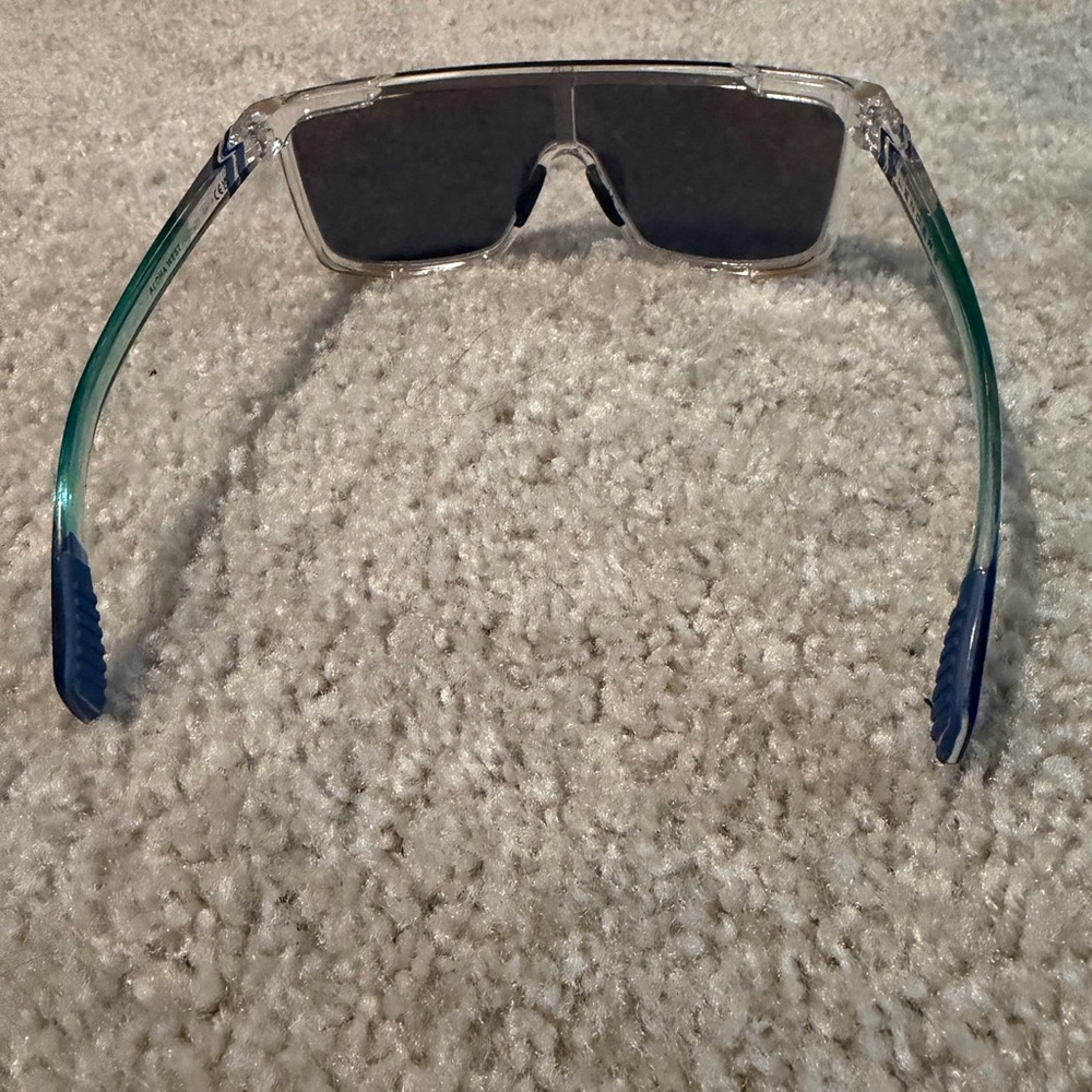 Blenders Polarized Sport Sunglasses - Picture 3 of 4
